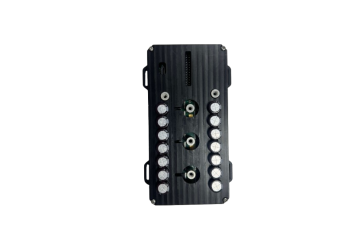 SEVEN 18 Enclosure – Nylon Top, Aluminum Base (Controller Not Included)