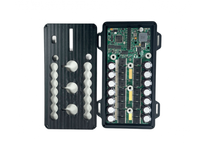SEVEN 18 32S 792A VESC Motor Controller With Case – Nylon Top, Aluminum Base